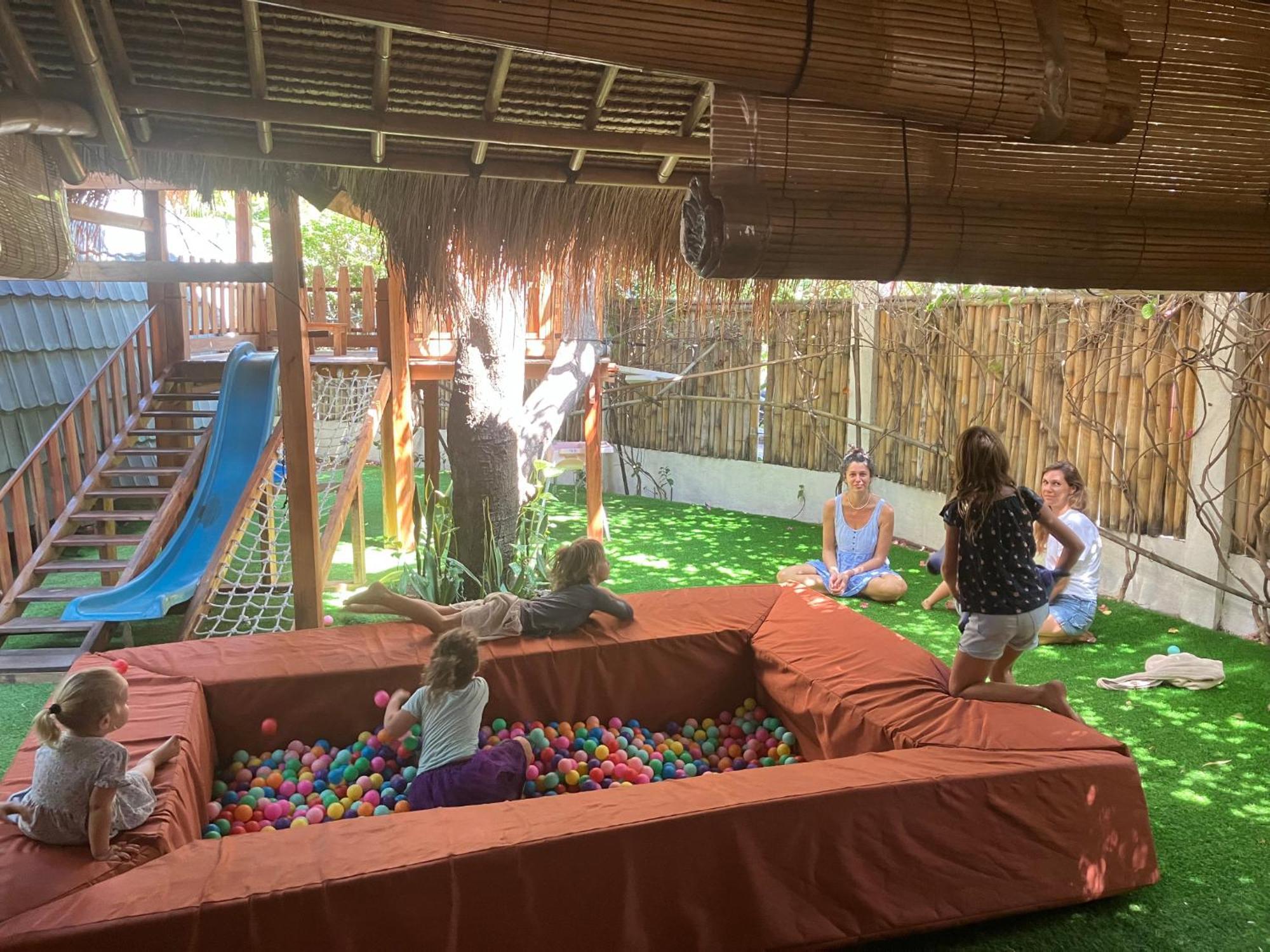 Flowers & Fire Yoga Garden Gili Air Ngoại thất bức ảnh