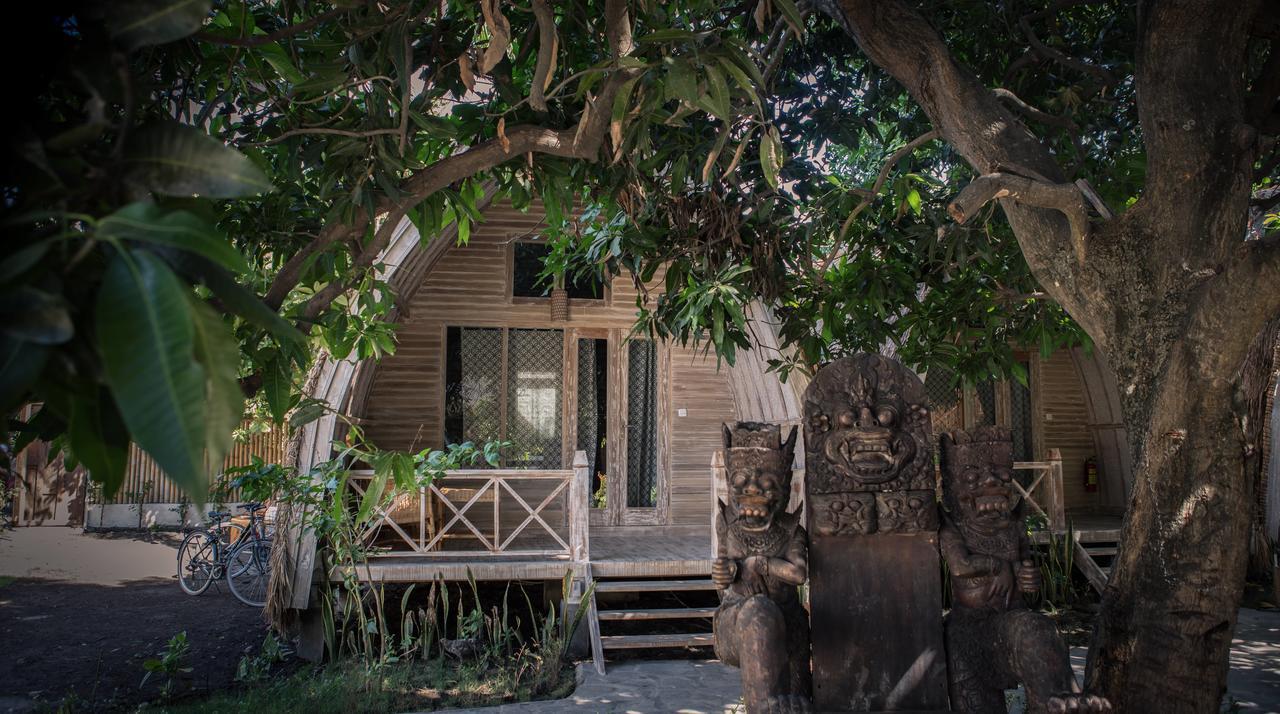 Flowers & Fire Yoga Garden Gili Air Ngoại thất bức ảnh