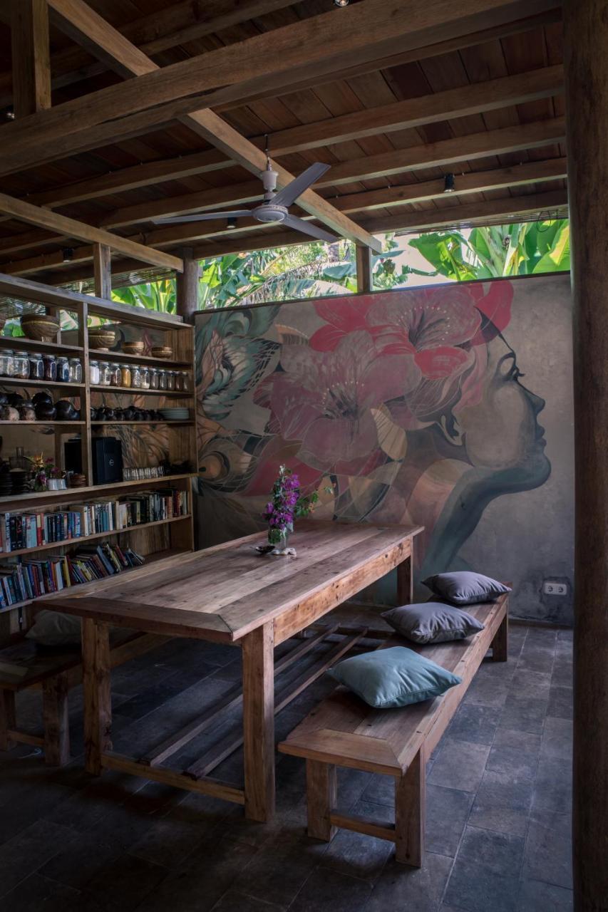 Flowers & Fire Yoga Garden Gili Air Ngoại thất bức ảnh